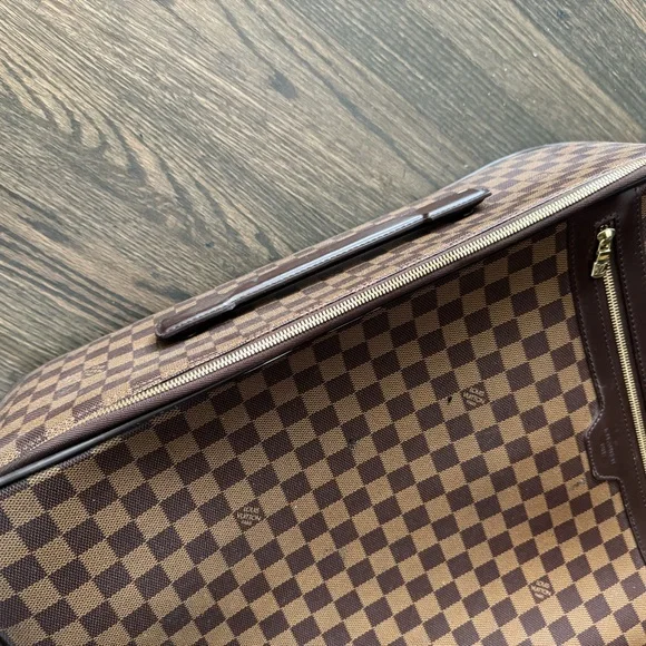 Louis Vuitton Brown Checkered Travel Bag